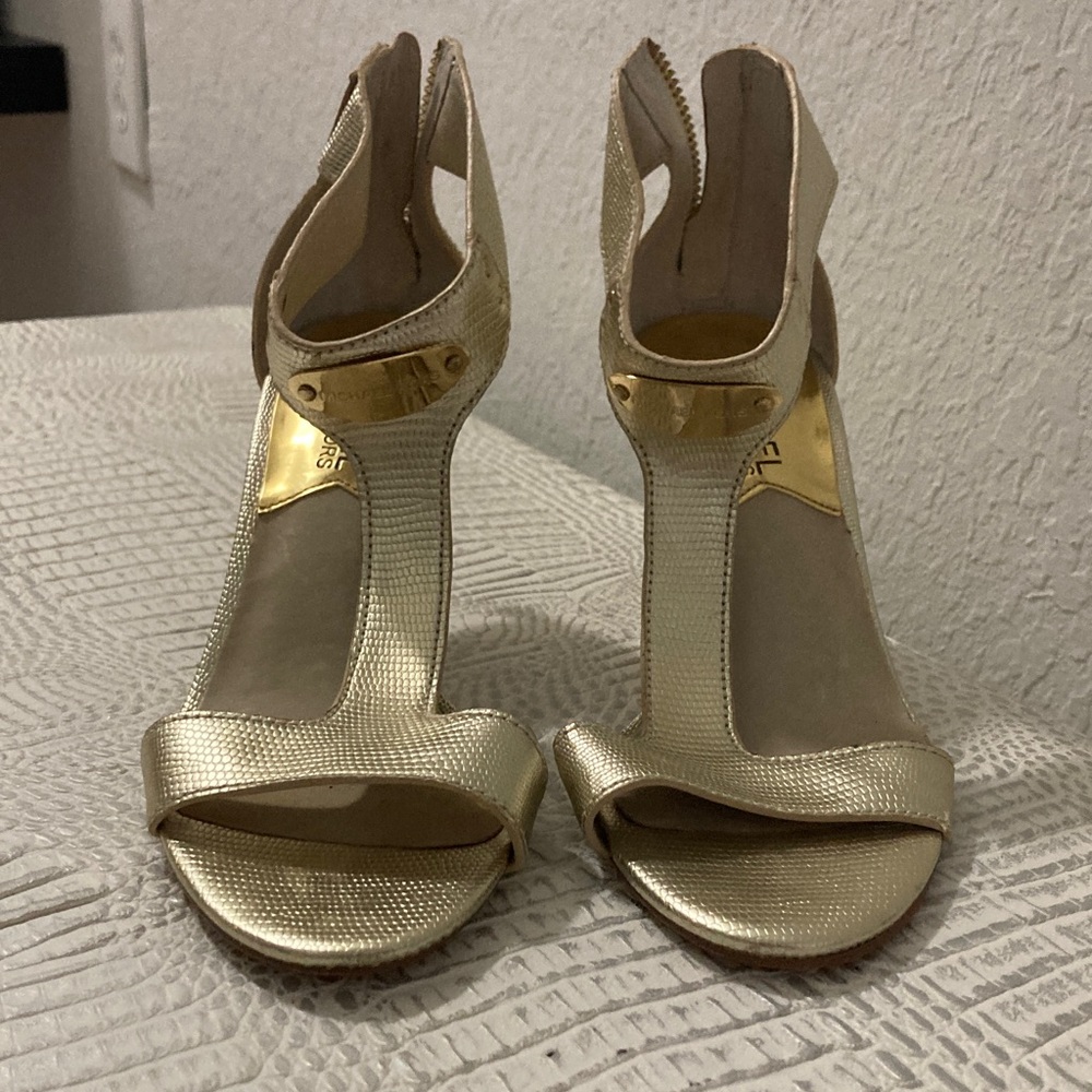 MICHAEL Michael Kors Gold Heeled Sandals size 5
